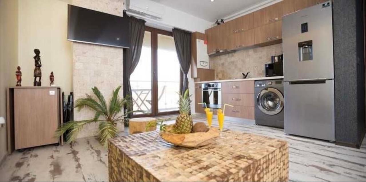 Wild Africa Apartament Mamaia Exterior photo